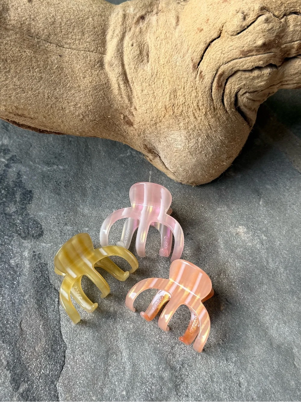 New🌟Anthropologie-Pastel Mini Hair Claw Set — Pink, Peach, Olive
